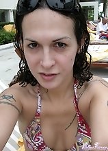 Few hot shots of Nikki in Cancun at the beach