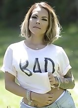 Bad Girl Foxxy Wants You to Come Over and Pleasure Her Holes